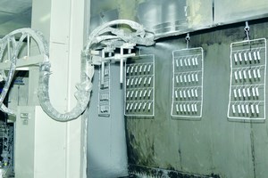 ナノメータースプレー塗装工程