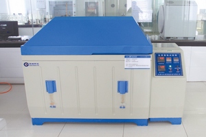 塩水噴霧試験機